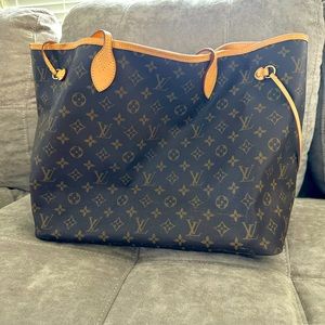 Louis Vuitton Neverfull